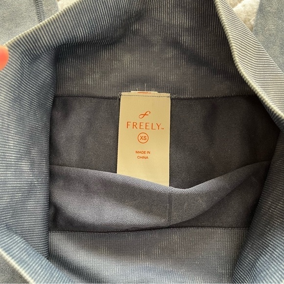 Like-new Freely leggings - Picture 4 of 6